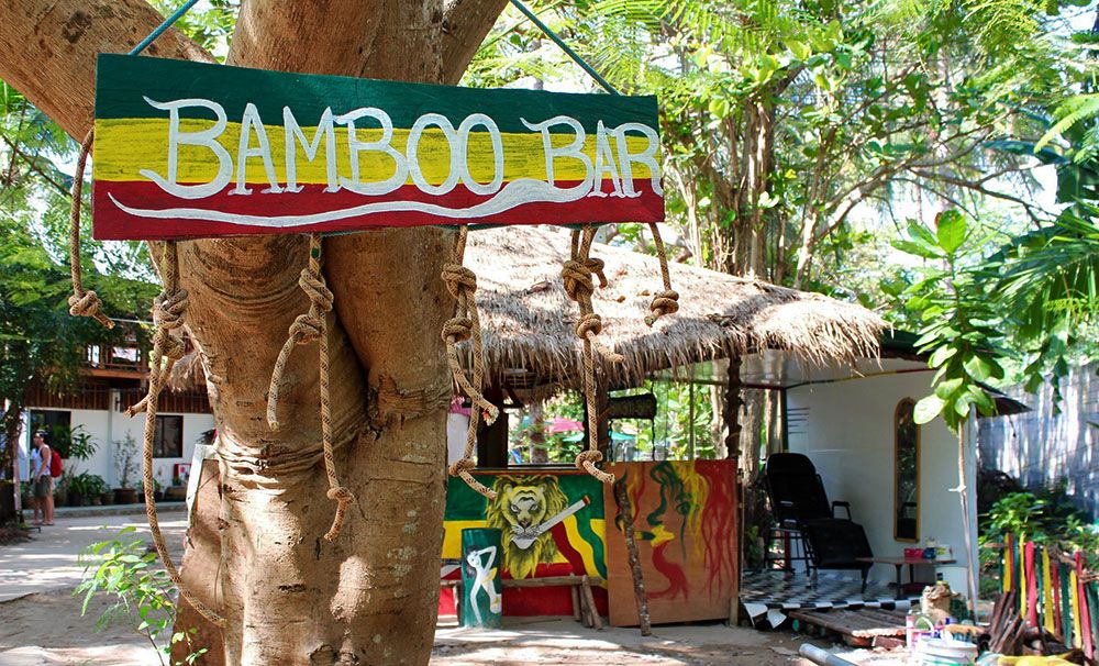 grijsopreis-thailand-strandbar-mobiel Strandbarretje in Thailand