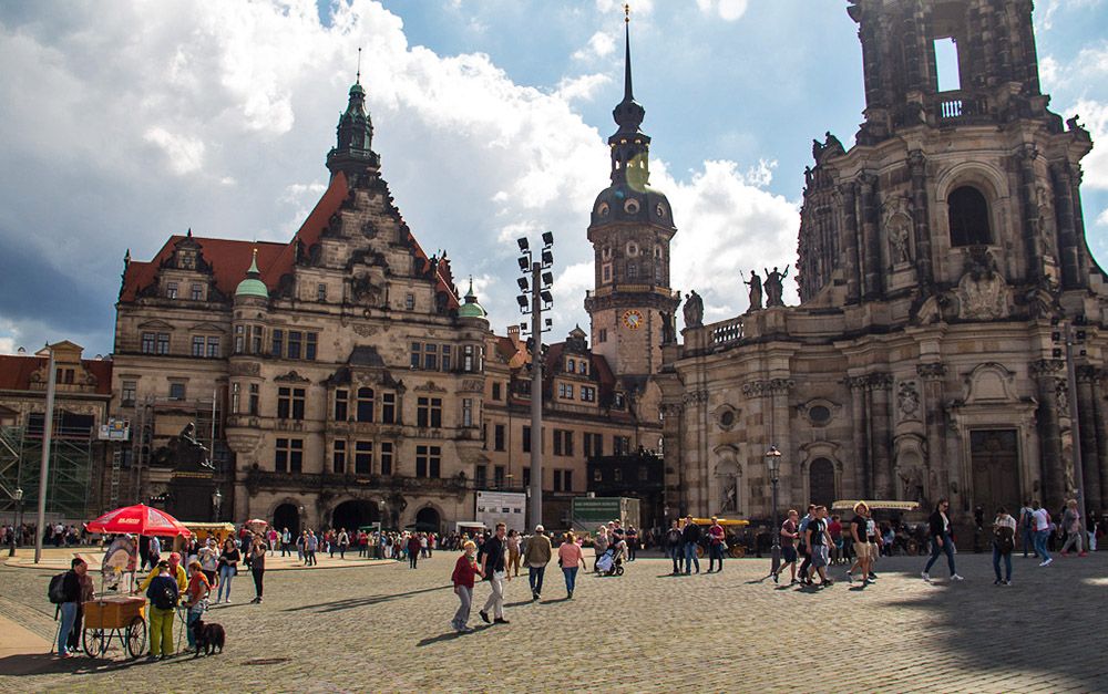 grijsopreis-duitsland-highlight-dresden-kathedraal-3-mobiel Kathedraal in Dresden