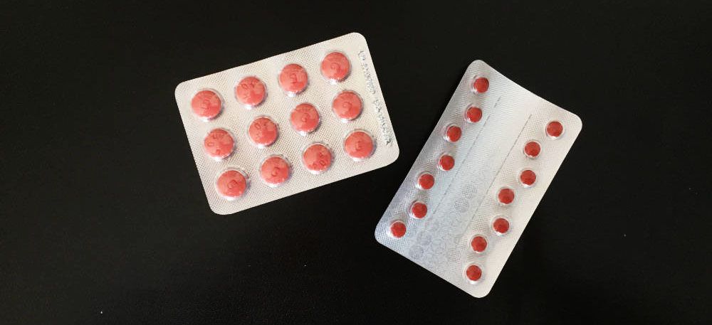 grijsopreis-voorbereiding-vaccinaties-malaria-mobiel Vergeet niet om je op tijd te laten informeren over malariapreventie